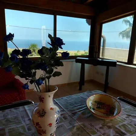 Andromaca Holiday home *